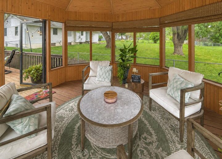 Property Photo: 2946 Sumter Avenue N MN 55427