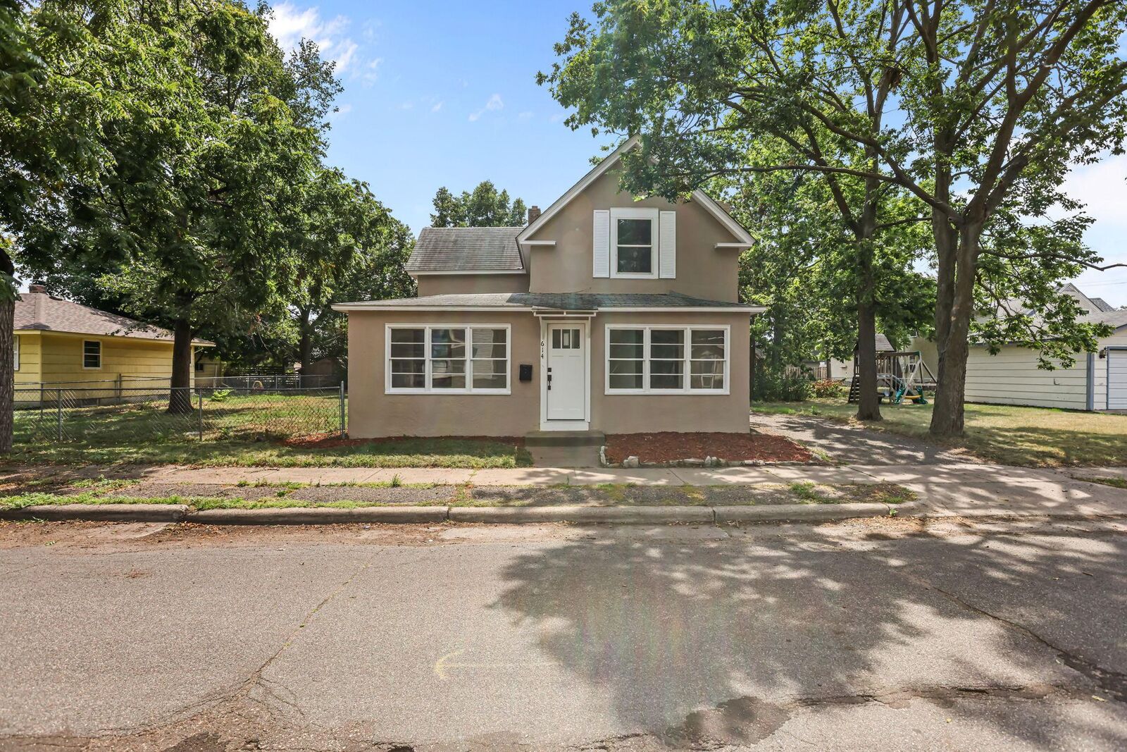 Property Photo: 614 Jackson Street MN 55303