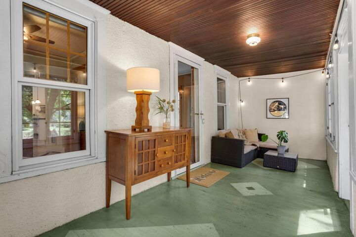 Property Photo: 1189 Goodrich Avenue MN 55105