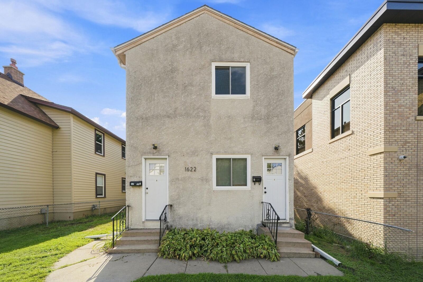 Property Photo:  1622 Washington Street NE  MN 55413 