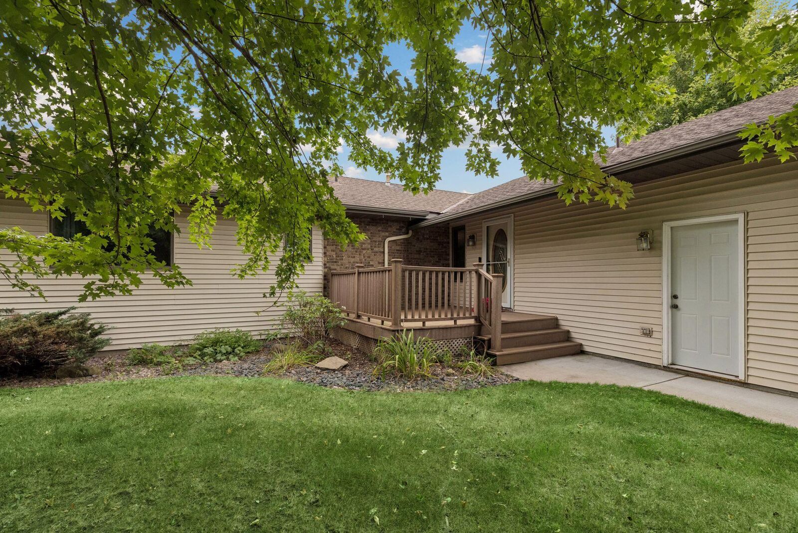 Property Photo:  536 Raider Drive  WI 54016 