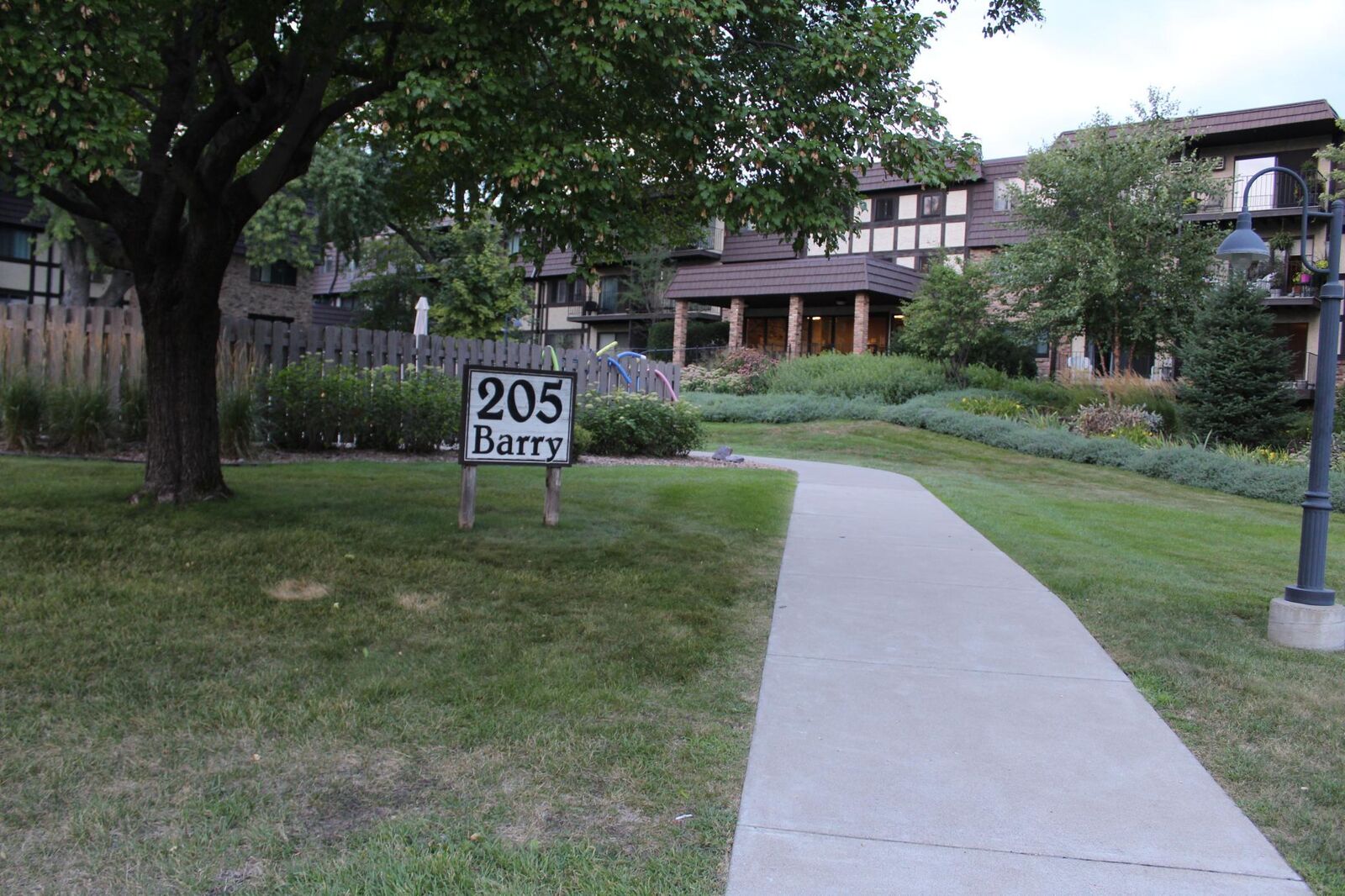 Property Photo:  205 Barry Avenue S 103  MN 55391 