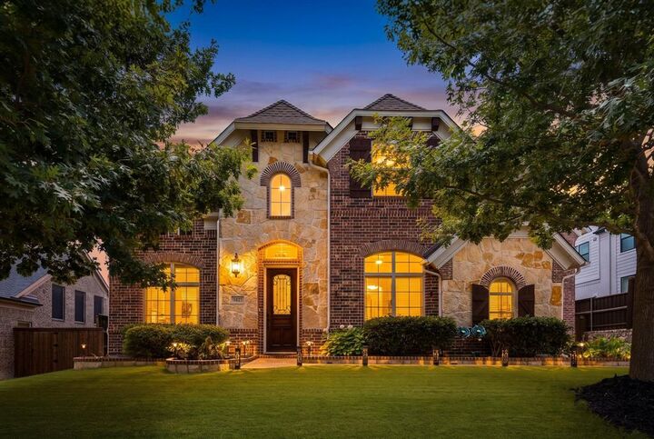 Property Photo: 8621 Vatican Drive TX 75071