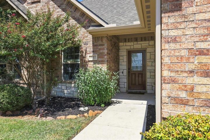 Property Photo:  1407 Monfort Drive  TX 75092 