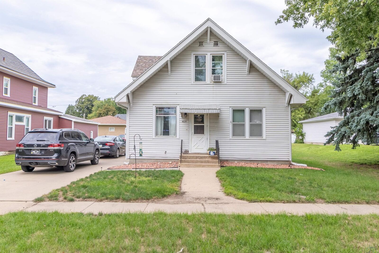 Property Photo:  405 Alderson Street  IA 51055 