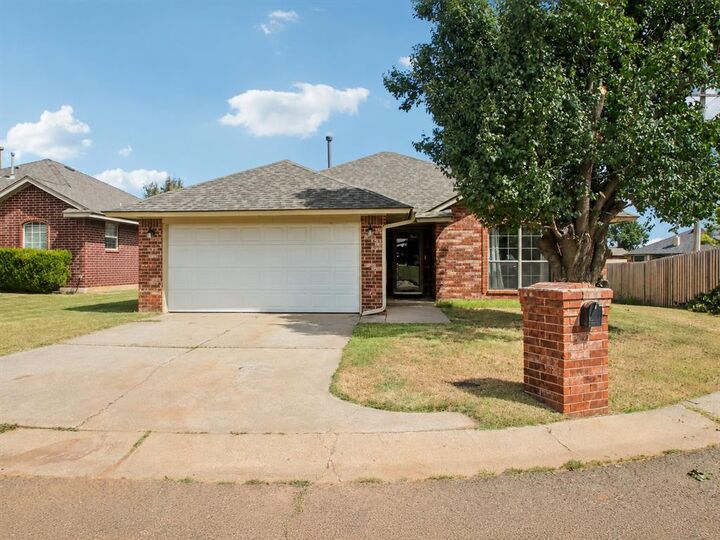 Property Photo:  4921 SE 87th Street  OK 73135 