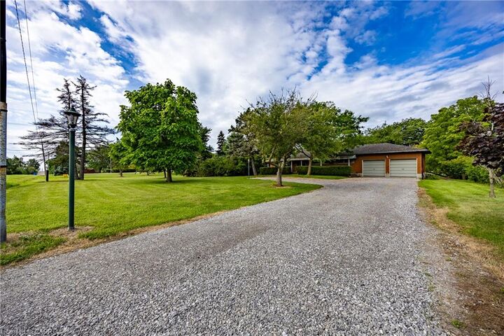 Property Photo:  107 Erie Street  ON N0A 1L0 