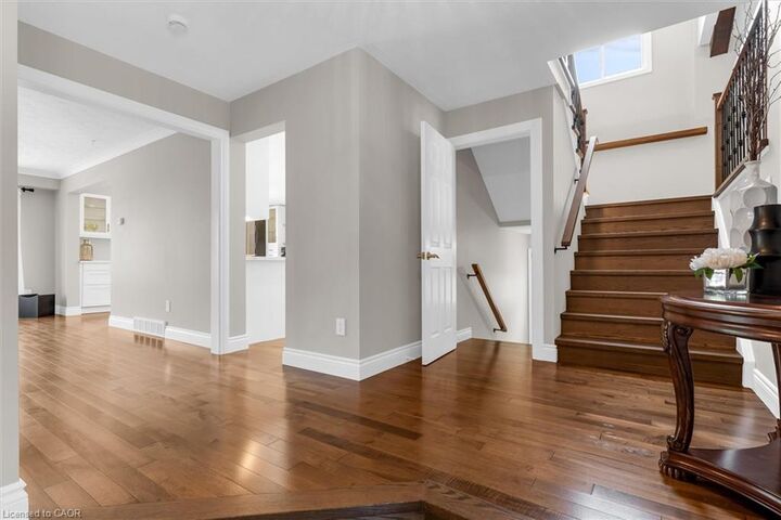 Property Photo: 19 Millpond Place ON L8W 2W6