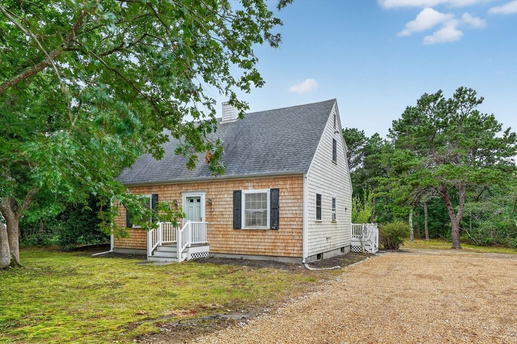 Property Photo:  9 Martha's Road  MA 02539 