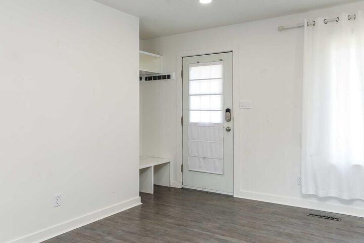 Property Photo: 1110 19 Street N AB T1H 3M1