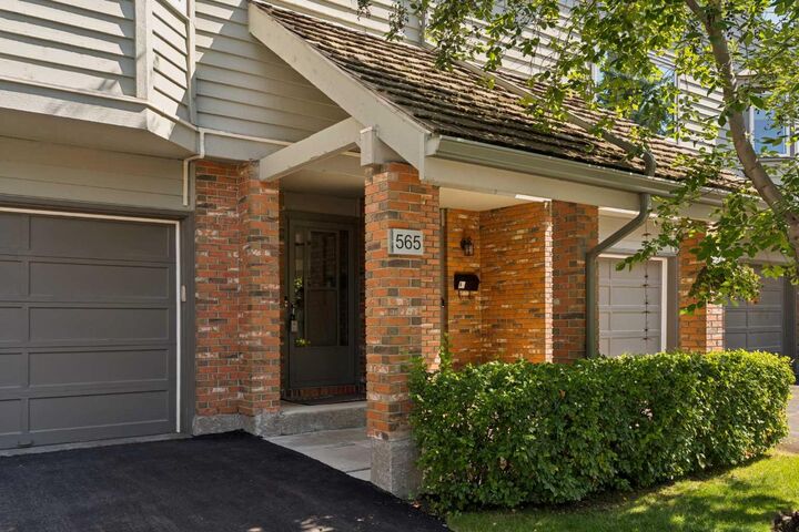 565 Point McKay Grove NW — photo 1