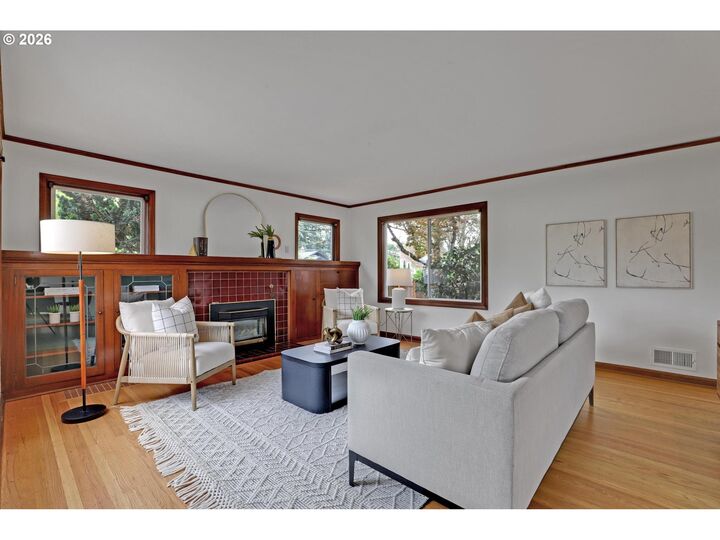 Property Photo: 2031 NE 58th Ave OR 97213