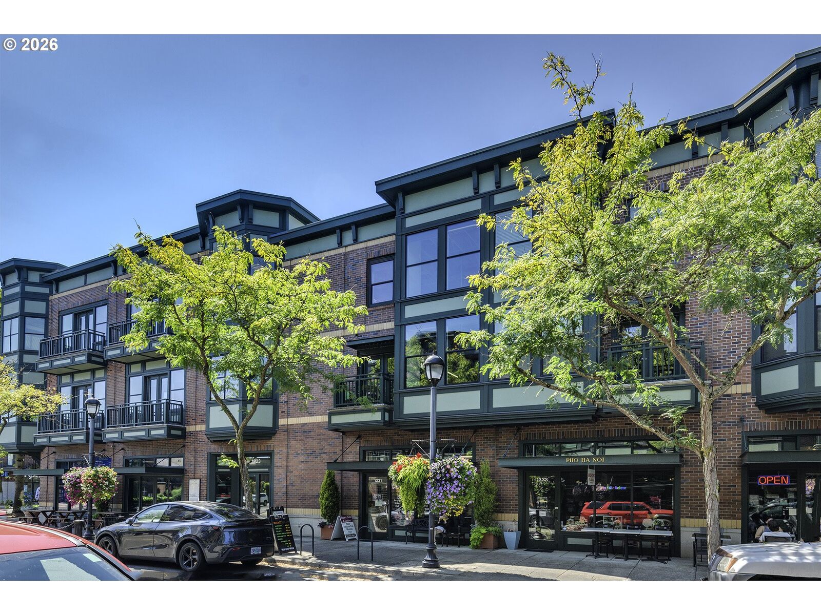 Property Photo:  1371 NE Orenco Station Pkwy 14  OR 97124 
