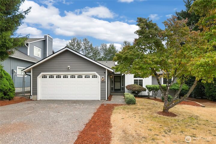 Property Photo:  21642  117th Place SE  WA 98031 