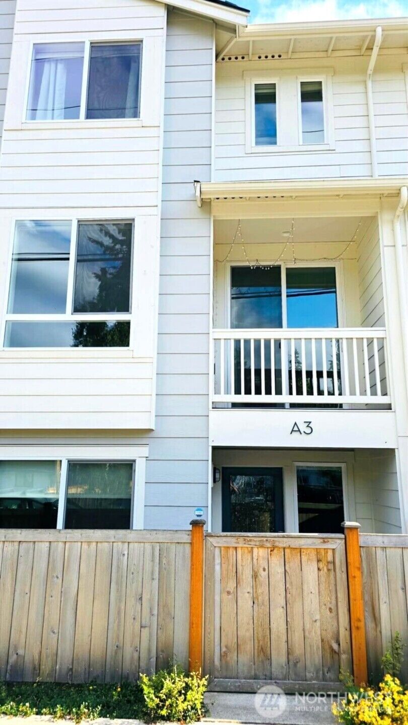 Property Photo: 5118 164th Street SW A3 WA 98026
