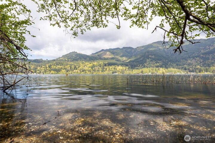 Property Photo:  477 W Lake Samish Drive  WA 98229 