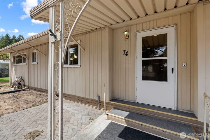 Property Photo:  930  Trosper Road SW 74  WA 98512 