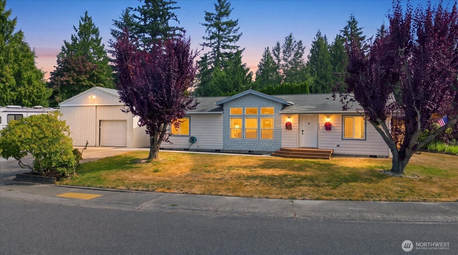 Property Photo:  1217  89th Avenue SE  WA 98258 
