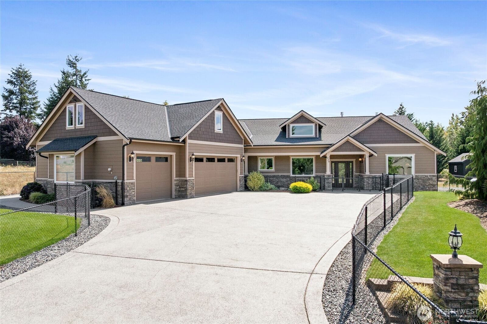 Property Photo: 429 Cessna Court E WA 98328