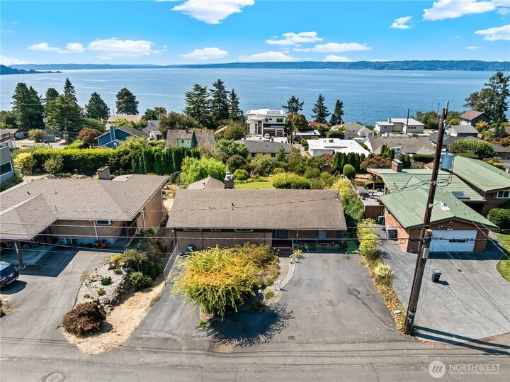 Property Photo:  12153  Marine View Drive SW  WA 98146 