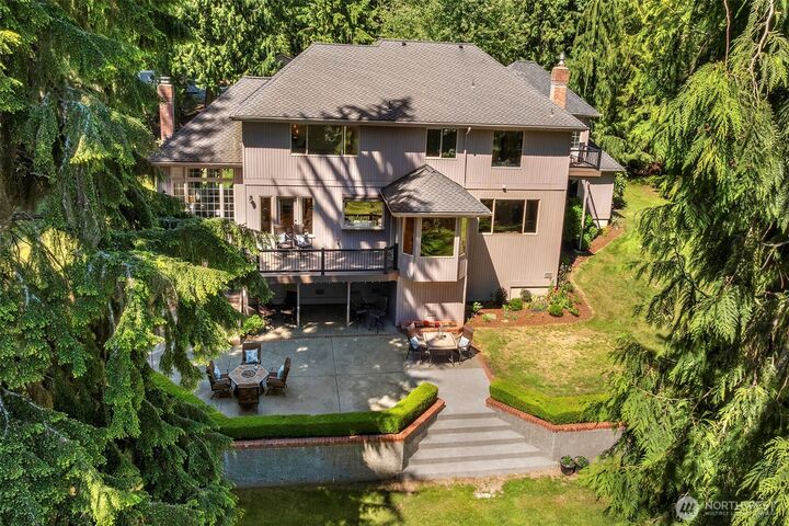 Property Photo: 8412 E Meadow Lake Drive WA 98290