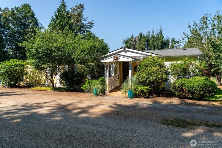 Property Photo:  8412  Eikleberry Court  WA 98284 