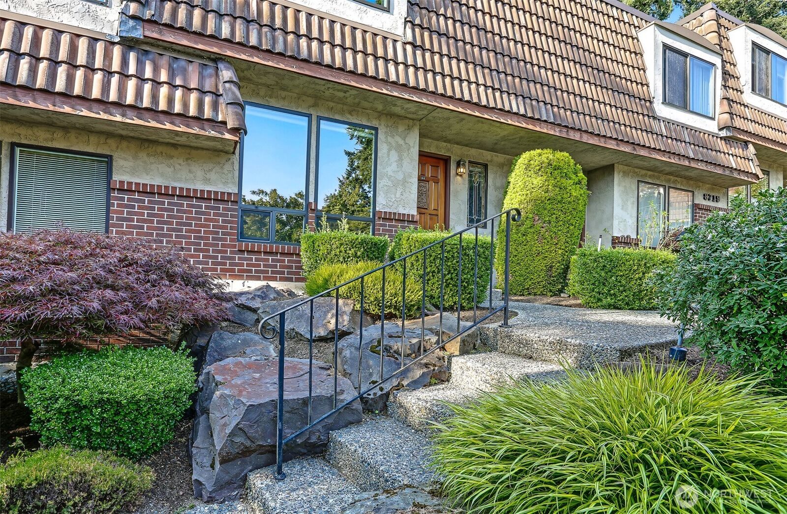 Property Photo:  8719  238th Street SW B3  WA 98026 