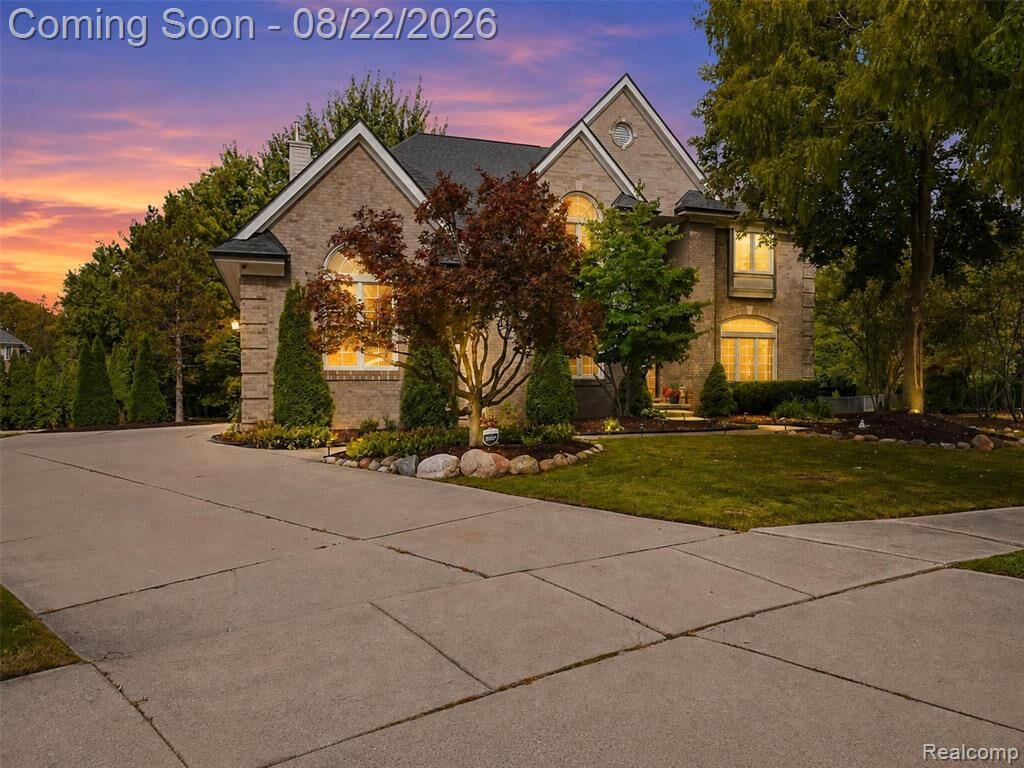 Property Photo:  22099 Barclay Court  MI 48374 