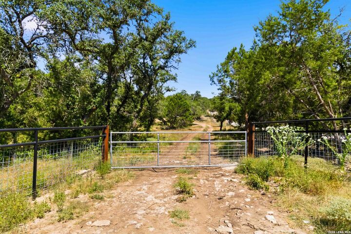 Property Photo:  32870 Stahl Ln  TX 78163 