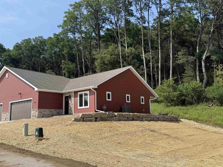 Property Photo: 1091 Rusalka Circle WI 53959