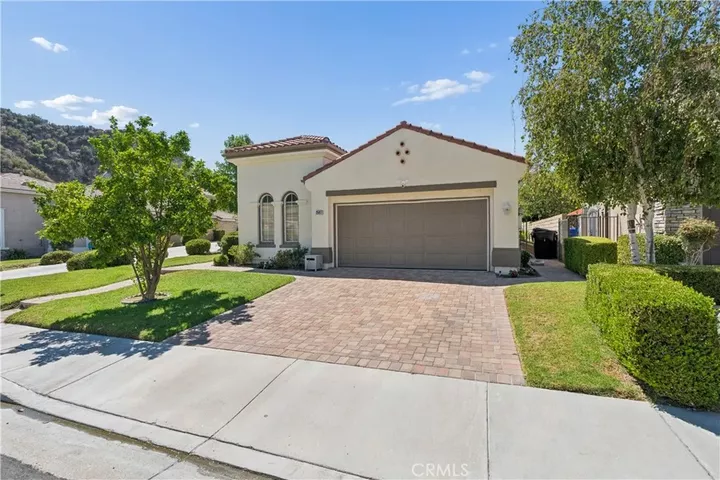 Property Photo: 25417 Hopkins Place CA 91381