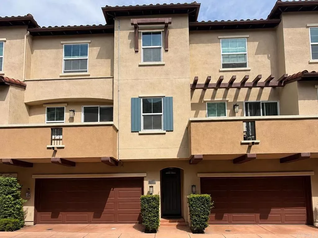 Property Photo: 2118 Cosmo Way CA 92078