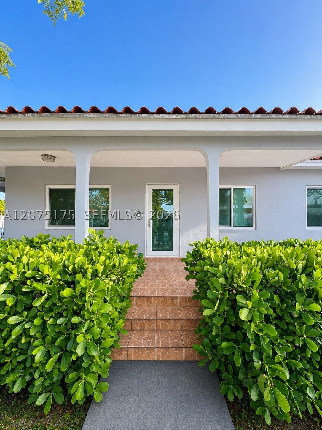 Property Photo: 100 SW 51st Ct FL 33134