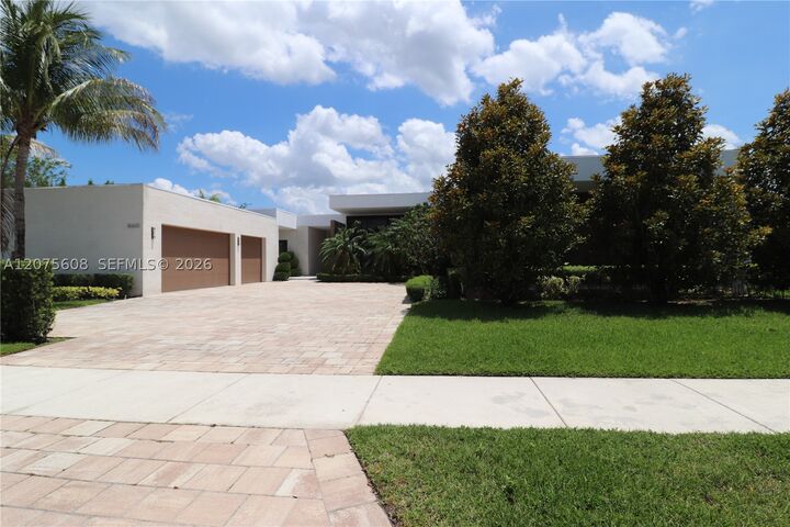 Property Photo:  16600 Sunset Way  FL 33326 