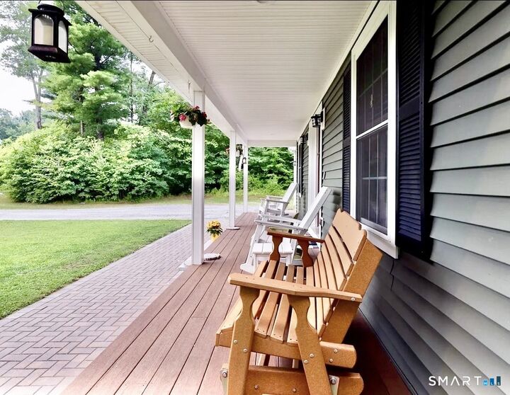 Property Photo: 81 Evergreen Crossing CT 06057