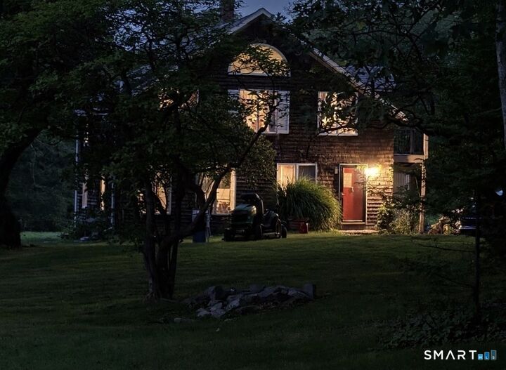 Property Photo:  186 Great Neck Road  CT 06385 