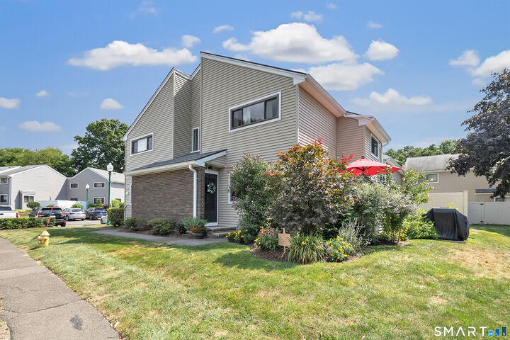 Property Photo:  138 Shagbark Drive 138  CT 06418 