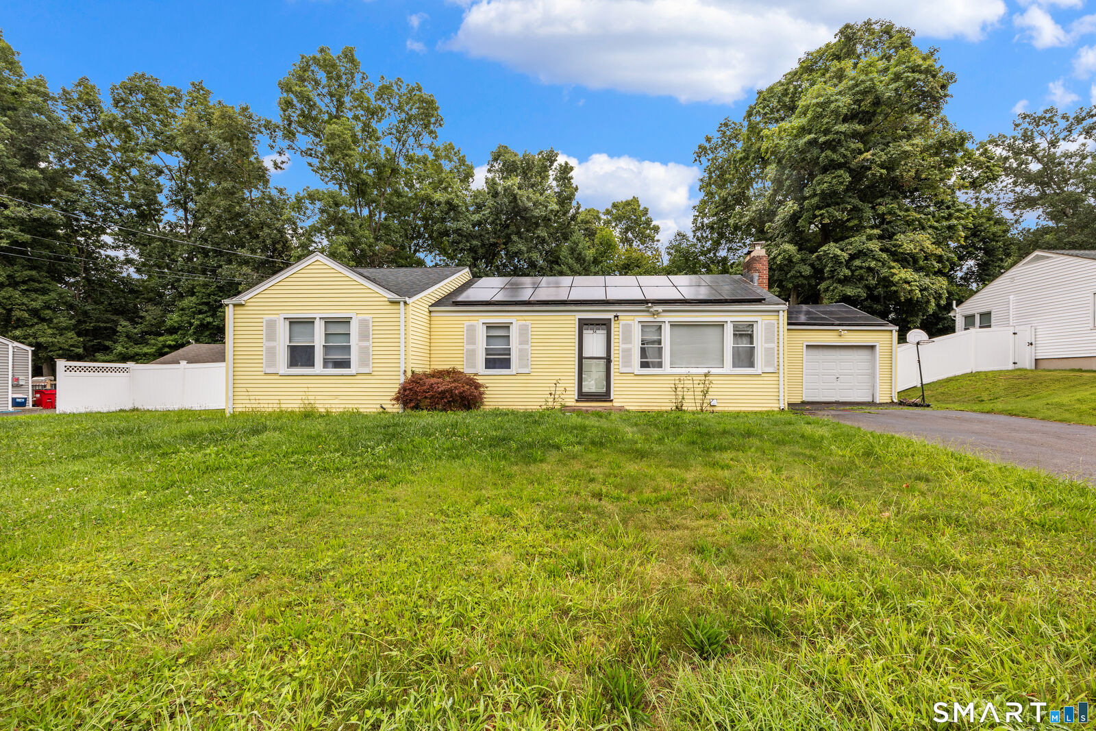 Property Photo:  58 Robin Hill Road  CT 06450 