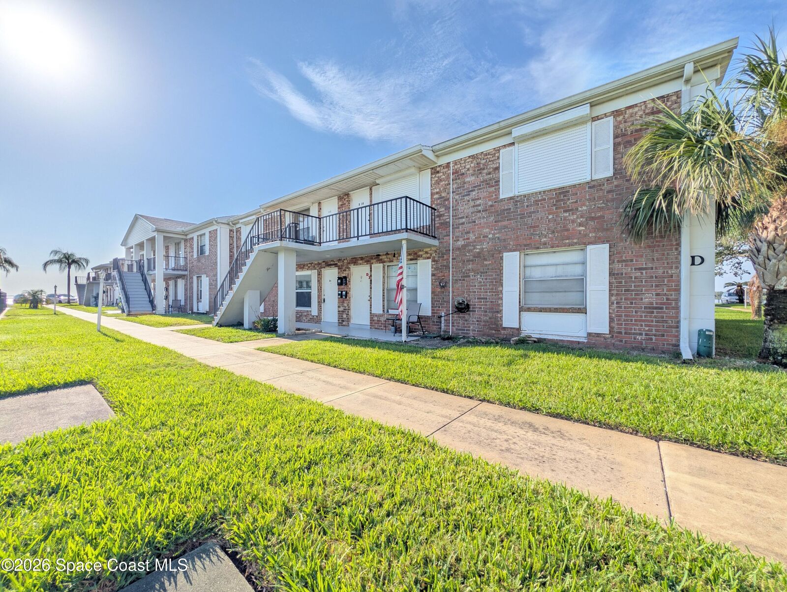 Property Photo:  190 E Olmstead Drive  FL 32780 