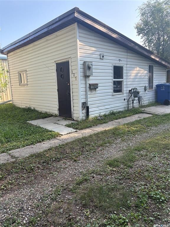 Property Photo: 125 Myrtle Avenue SK S3N 1R3