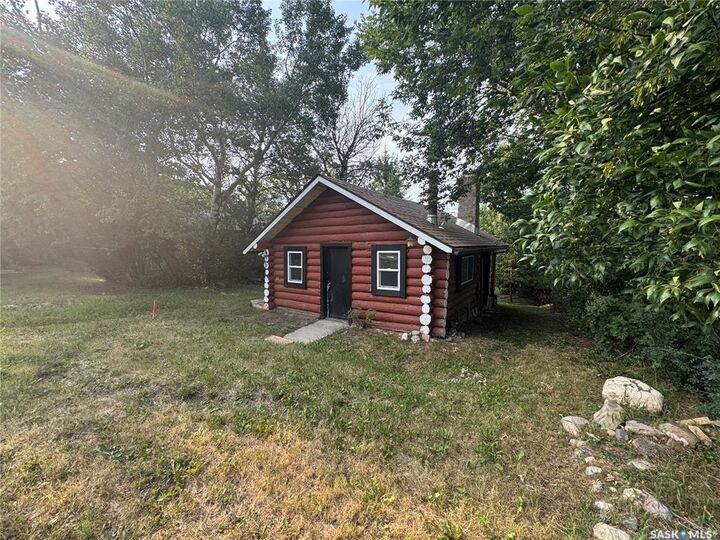 Property Photo:  315 Evenson Avenue  SK S0K 4T1 