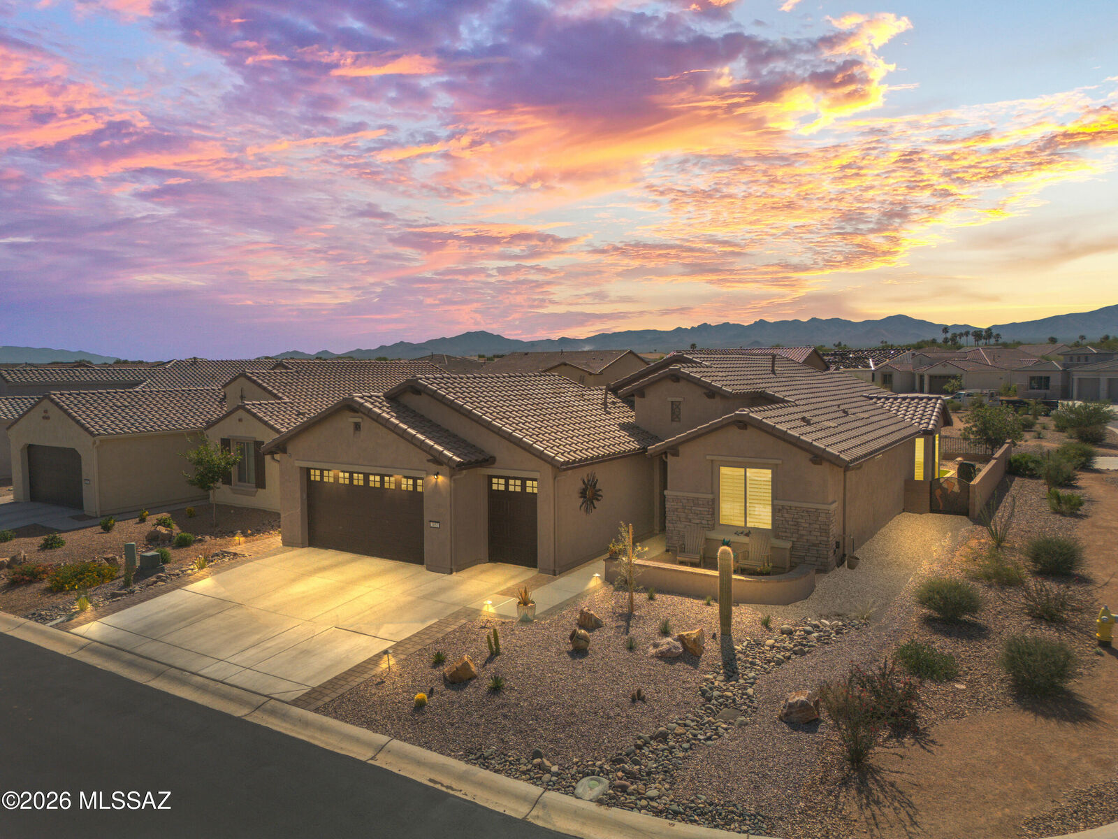 Property Photo:  1852 N Riposte Drive  AZ 85614 