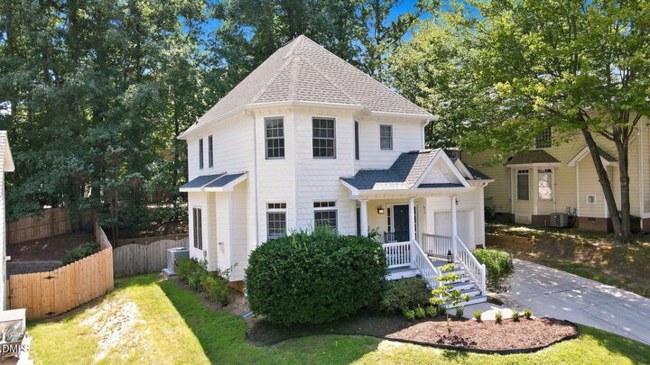 Property Photo: 617 Scotts Ridge Trail NC 27502