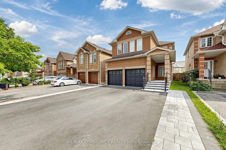 Property Photo: 23 Constantia Street ON L3S 4H6
