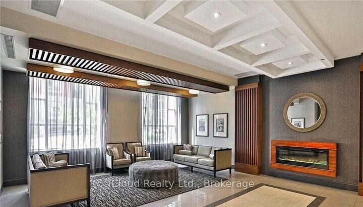 Property Photo:  150 Main Street W 315  ON L8P 1H8 