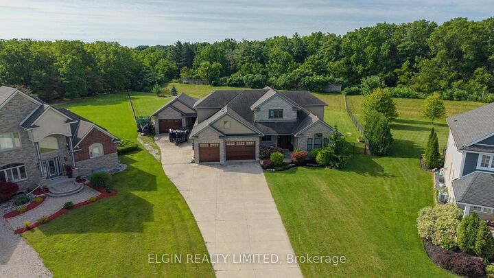 Property Photo: 26 Blossom Ridge ON N5P 3S7