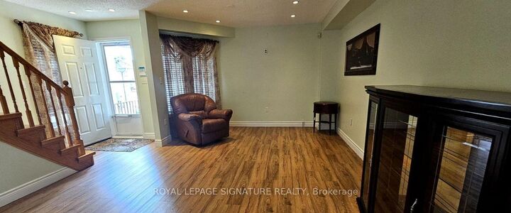 Property Photo: 213 Fernforest Drive ON L6R 1T7