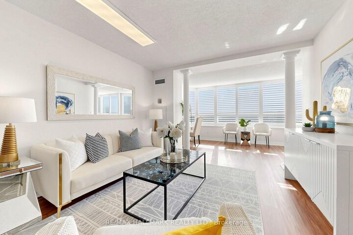 Property Photo:  33 Weldrick Road E 210  ON L4C 8W4 