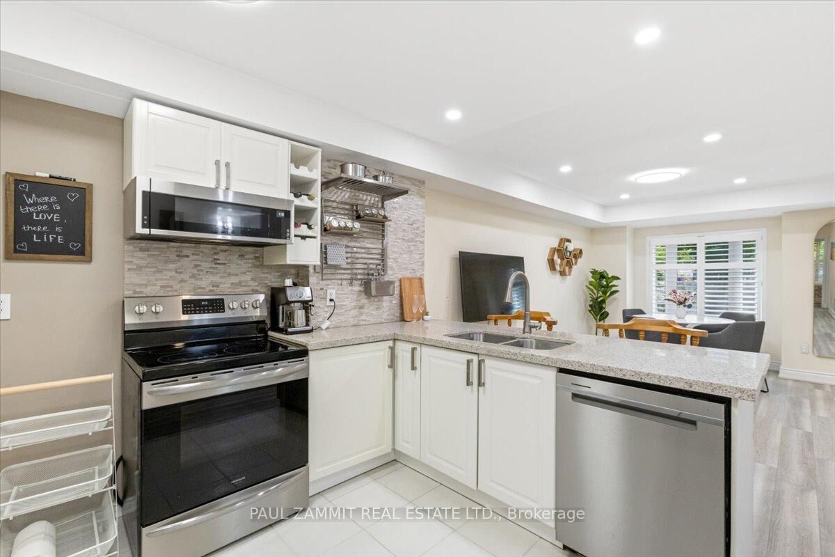 Property Photo: 310 John Street 169 ON L3T 0A7