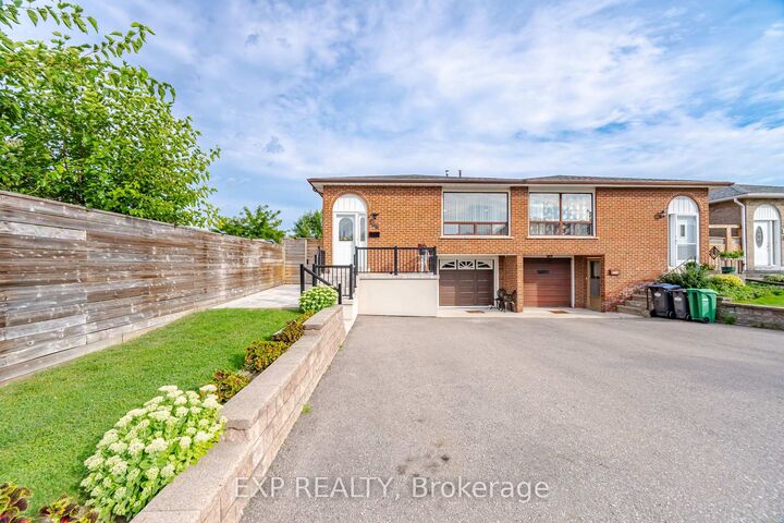 106 Hanson Road — photo 1